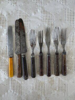 Set of 8 Antique Silverware with Wooden Handles and Steel Blades Forks 1800s